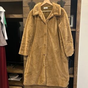 Sadie & Sage Tan Faux Fur Jacket